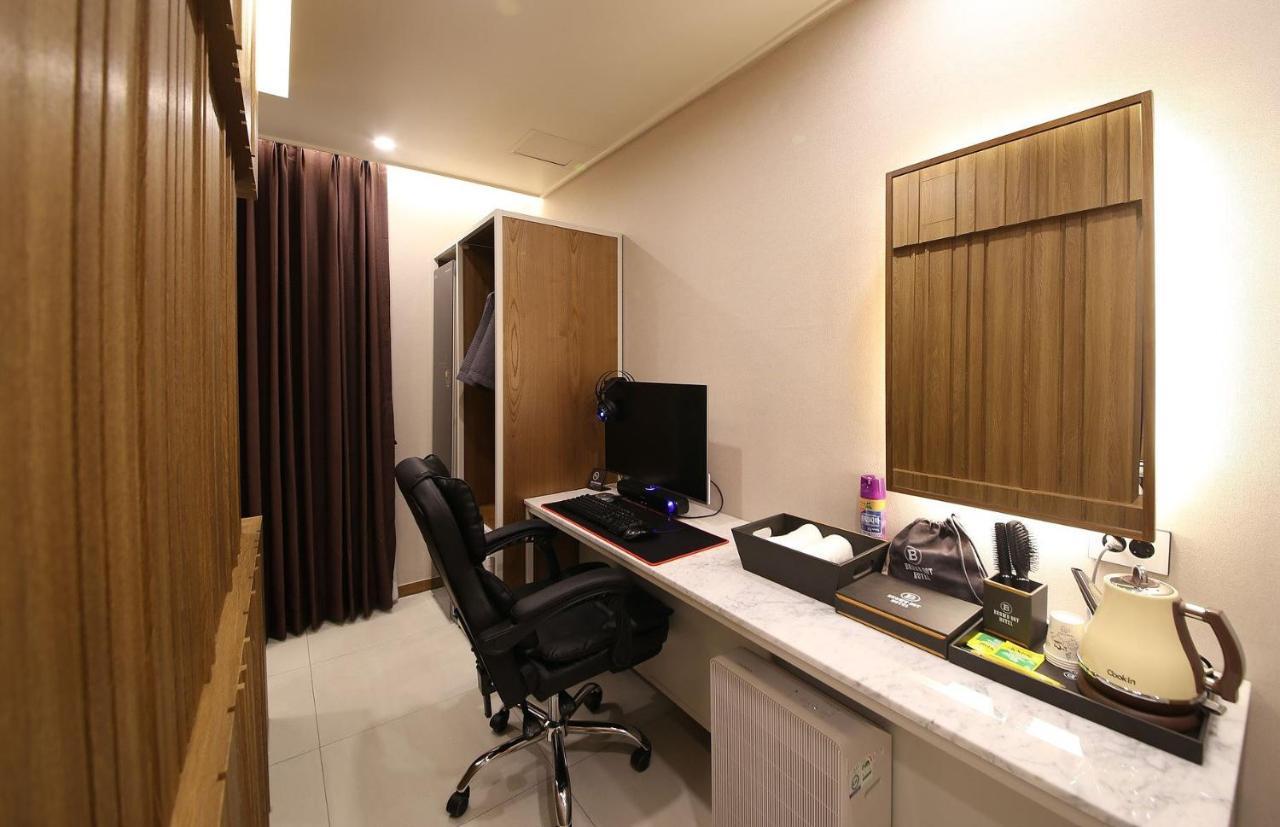 Brown Dot Hotel Sinan Kvangdzsu Kültér fotó