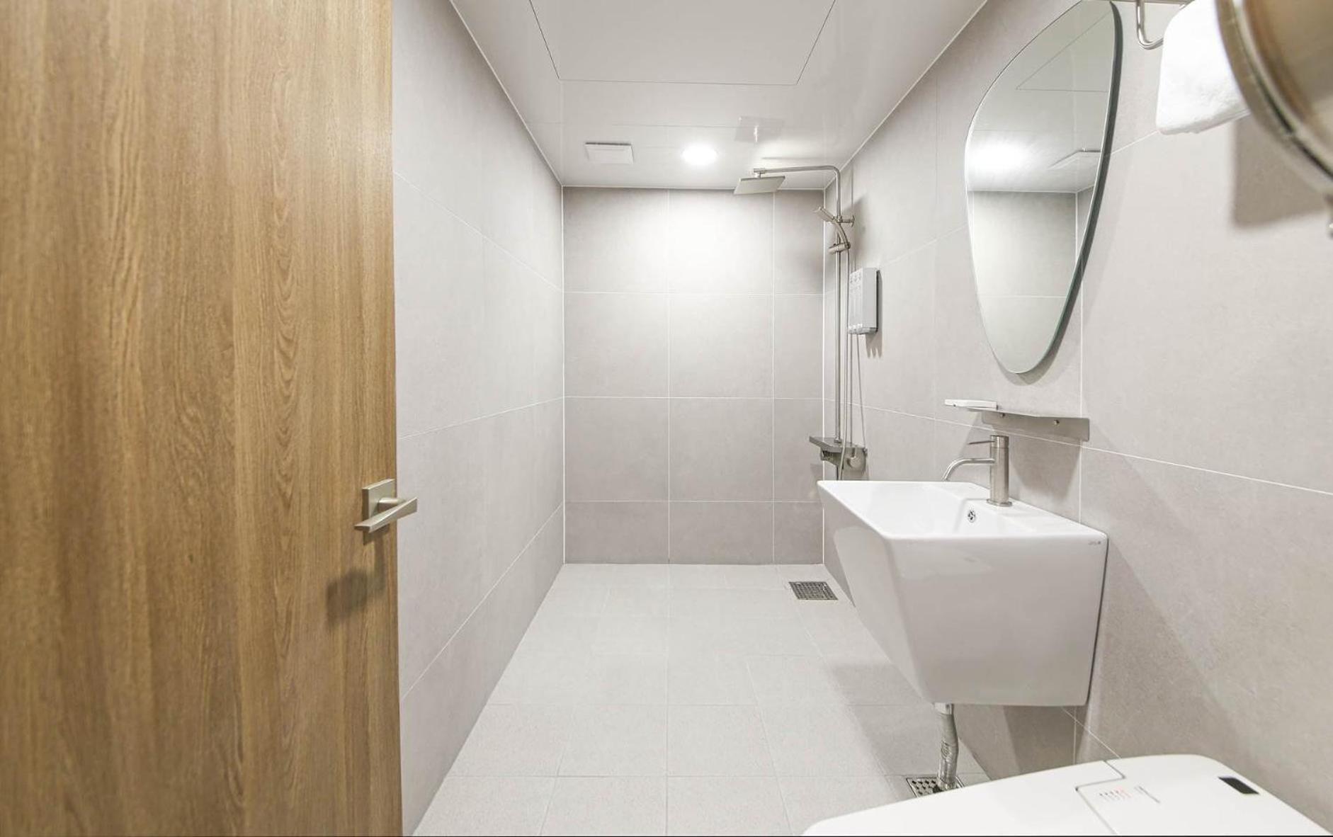 Brown Dot Hotel Sinan Kvangdzsu Kültér fotó
