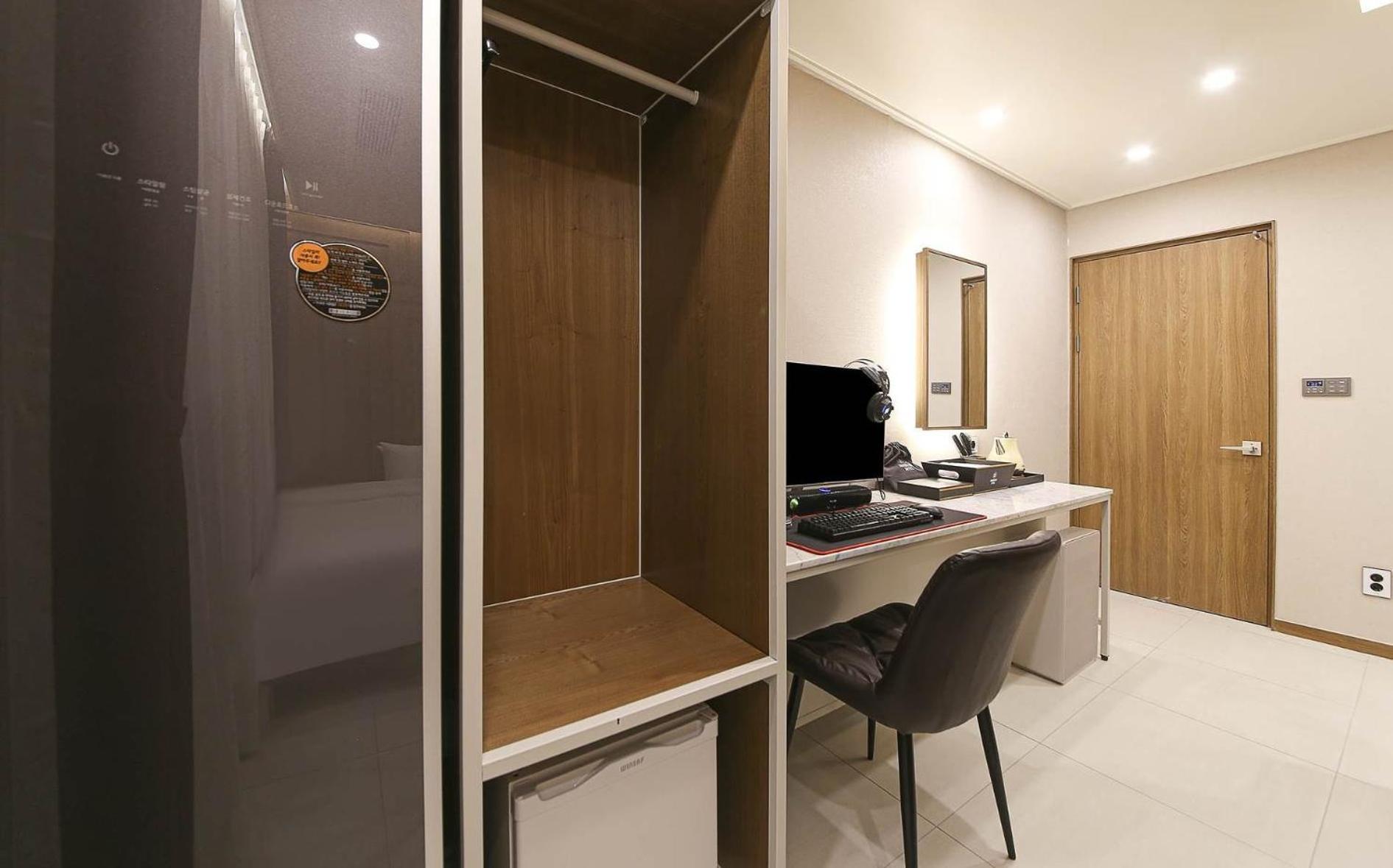 Brown Dot Hotel Sinan Kvangdzsu Kültér fotó
