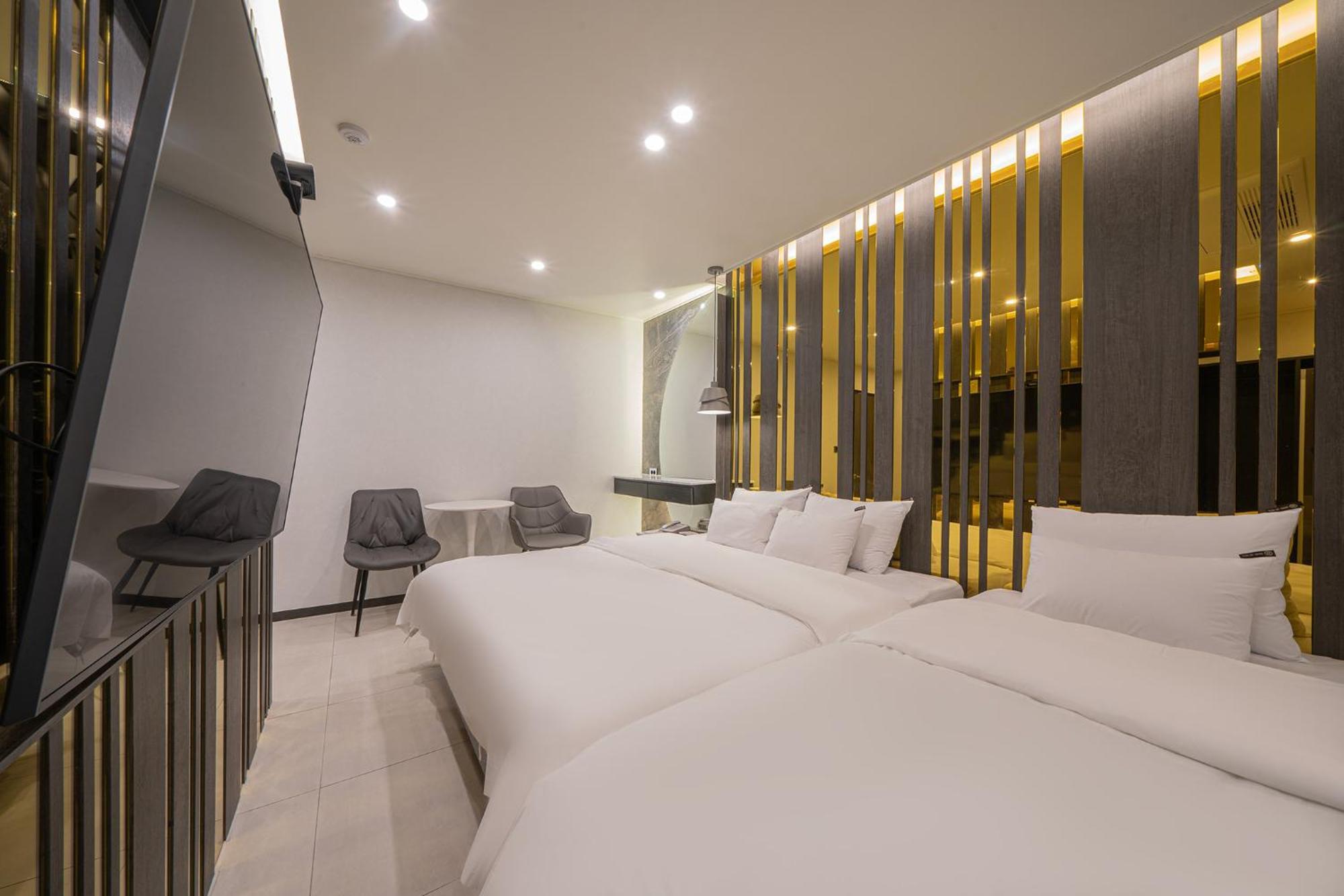Brown Dot Hotel Sinan Kvangdzsu Kültér fotó